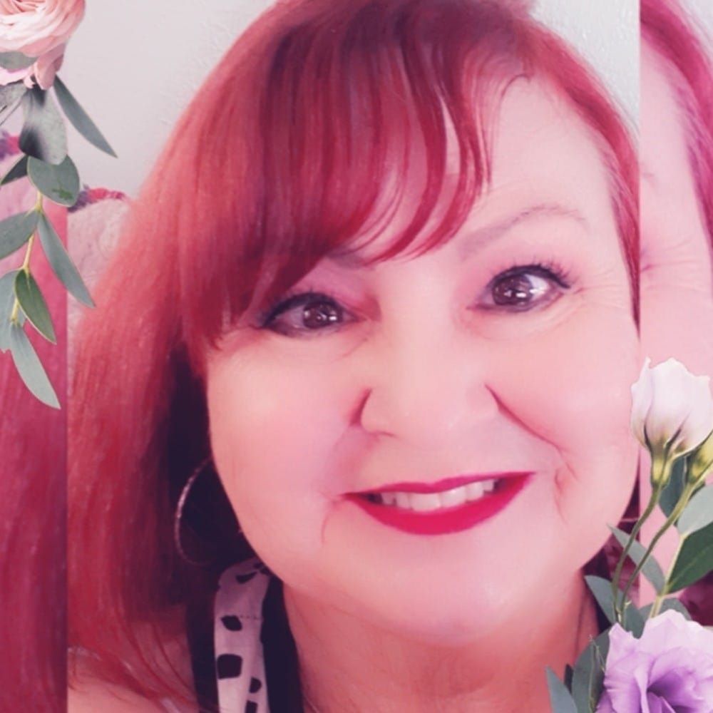 Meet your Posher, Cecilia